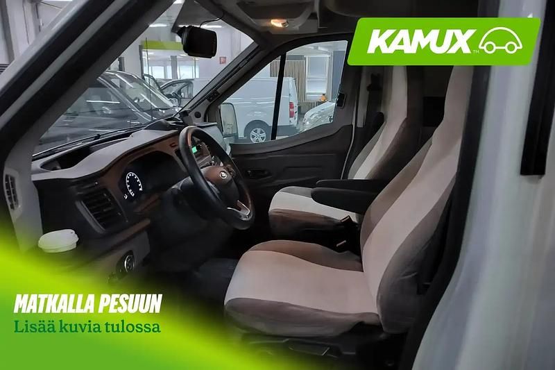 Käytetty Ford Transit 170 HP (125 kW) 2021 Valkoinen Viistoperä