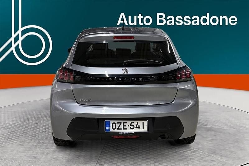 Käytetty Peugeot 208 Active 75 HP (55 kW) 2021 Viistoperä