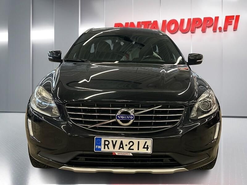 Käytetty Volvo XC60 Summum 215 HP (158 kW) 2013 Katumaasturi