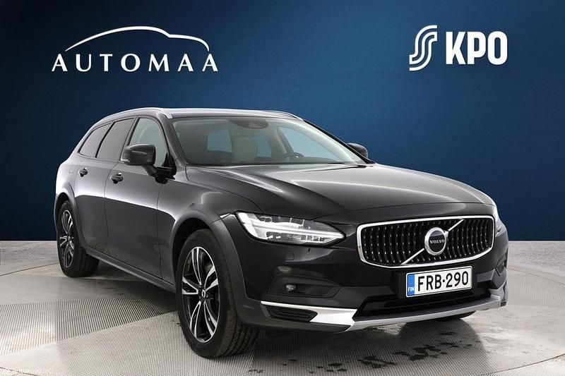 Käytetty Volvo V90 CC Business Edition 197 HP (144 kW) 2021 Musta Farmari