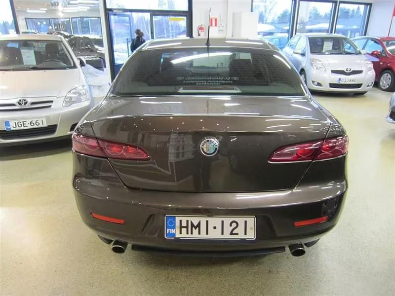 Käytetty Alfa Romeo 159 200 HP (147 kW) 2009 Peessi Sedan