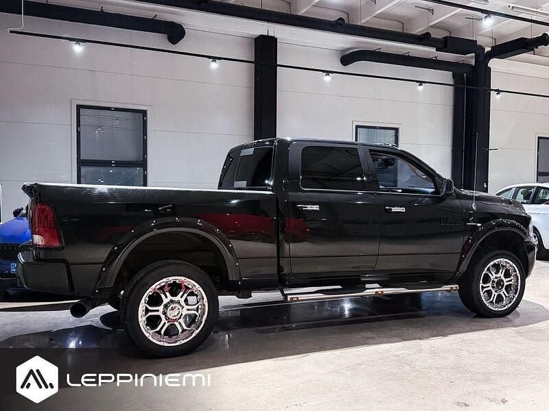 Käytetty Dodge Ram 370 HP (272 kW) 2014 Nouto
