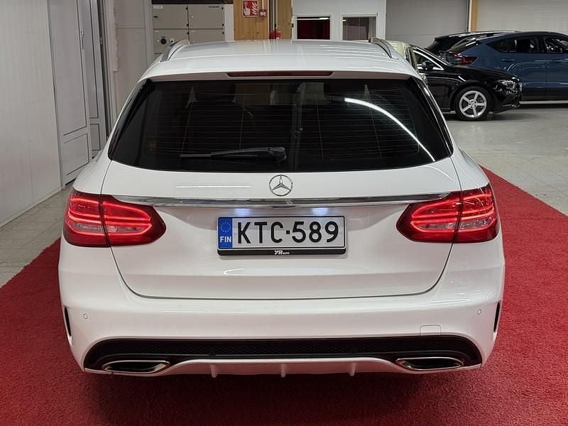 Käytetty Mercedes C180 AMG 156 HP (114 kW) 2018 Farmari