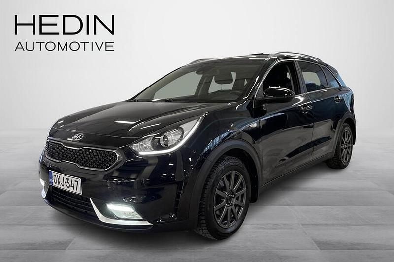 Käytetty Kia Niro LX 105 HP (77 kW) 2018 Musta Katumaasturi