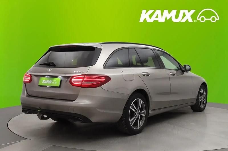 Käytetty Mercedes C220 Avantgarde 194 HP (142 kW) 2019 Hopea / harmaa Farmari