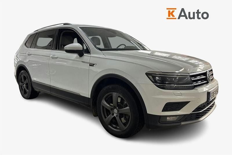 Käytetty VW Tiguan Allspace Highline 188 HP (138 kW) 2019 Valkoinen Katumaasturi