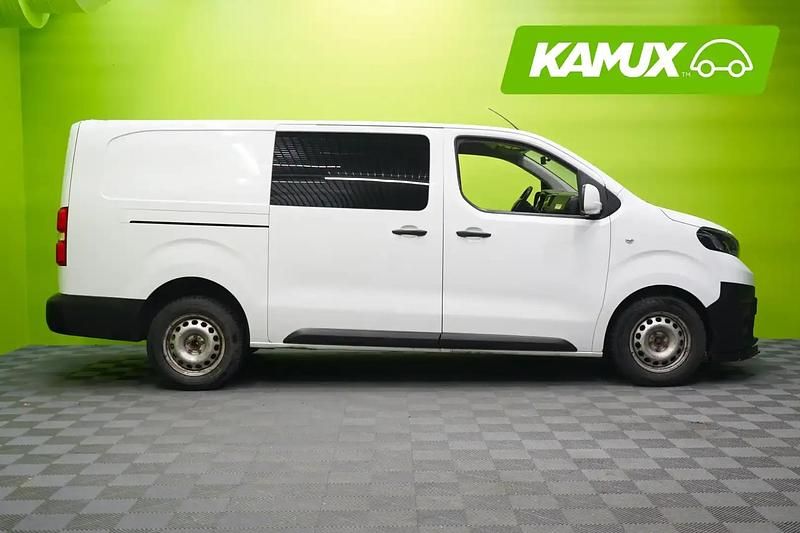 Käytetty Toyota Proace 122 HP (89 kW) 2017 Valkoinen Tila-auto