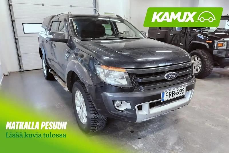 Käytetty Ford Ranger Wildtrack 200 HP (147 kW) 2015 Musta Nouto