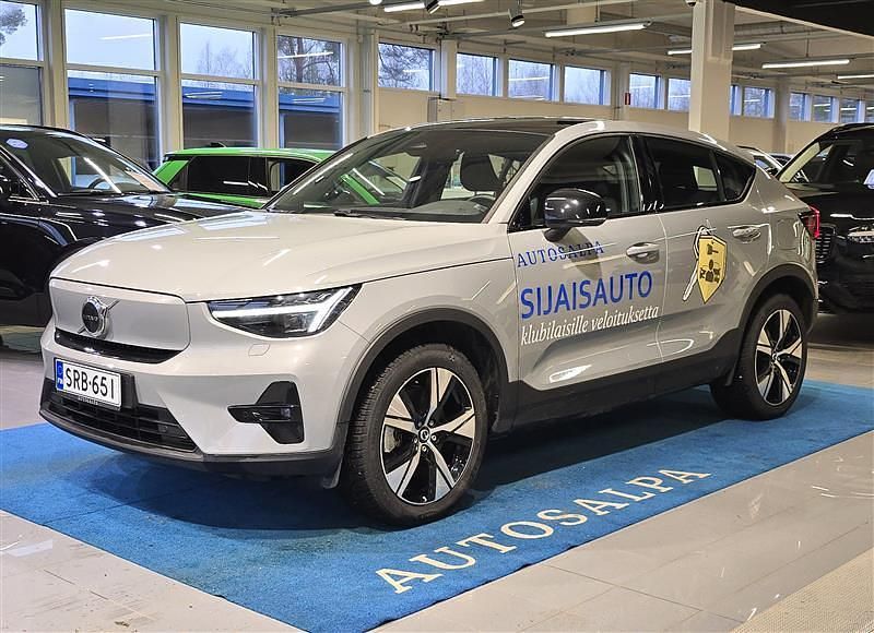 Käytetty Volvo EC40 Plus 185 kW (252 HP) 2024 Katumaasturi