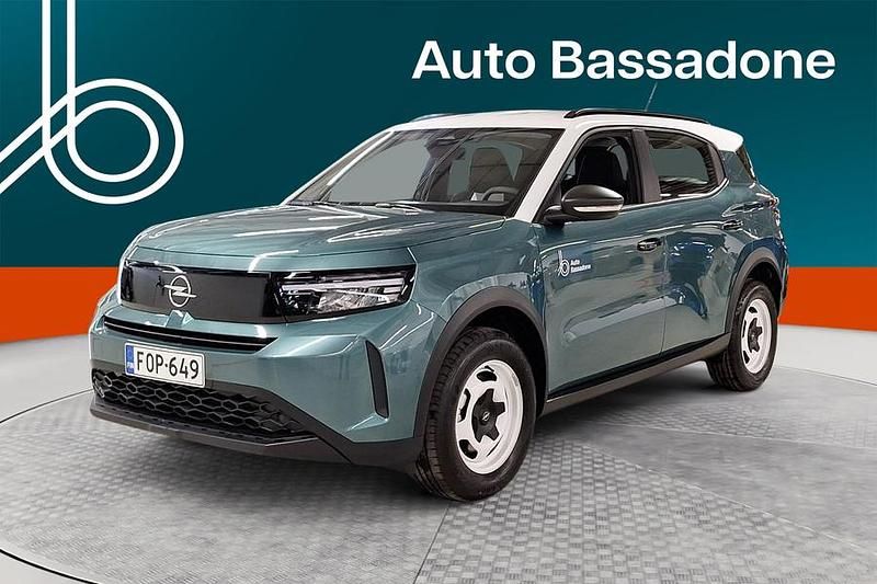 Käytetty 2025 Opel Frontera Edition Katumaasturi | 27 880 € - Kuva 1/4