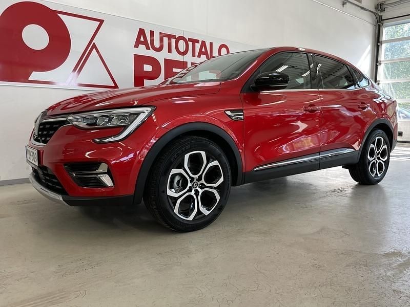 Käytetty Renault Arkana Intens 143 HP (105 kW) 2021 Punainen Katumaasturi