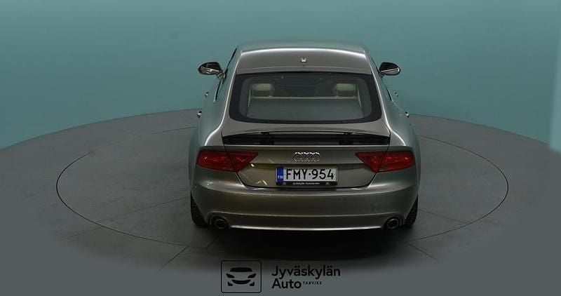 Käytetty Audi A7 245 HP (180 kW) 2012 Hopea Viistoperä