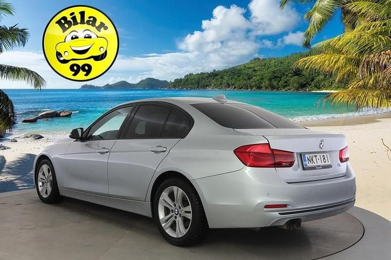Käytetty BMW 320 Exclusive 190 HP (139 kW) 2017 Sedan