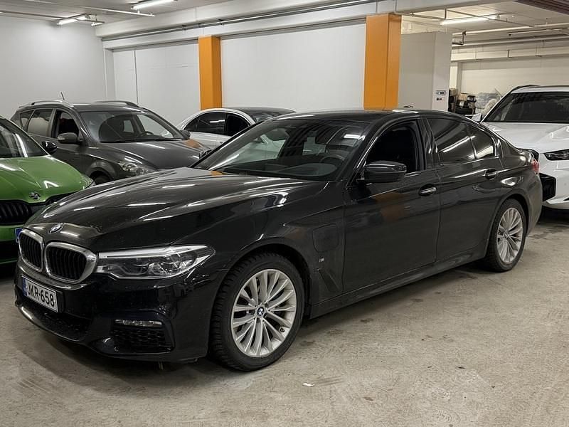Käytetty 2018 BMW 530 Comfort Edition Sedan | 26 900 € (Hieman kallis) - Kuva 1/4