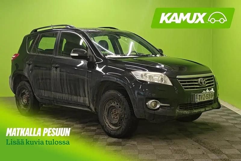 Käytetty Toyota RAV4 150 HP (110 kW) 2012 Musta Katumaasturi