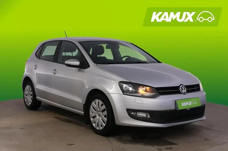 Käytetty VW Polo Comfortline 90 HP (66 kW) 2013 Hopea / harmaa Viistoperä