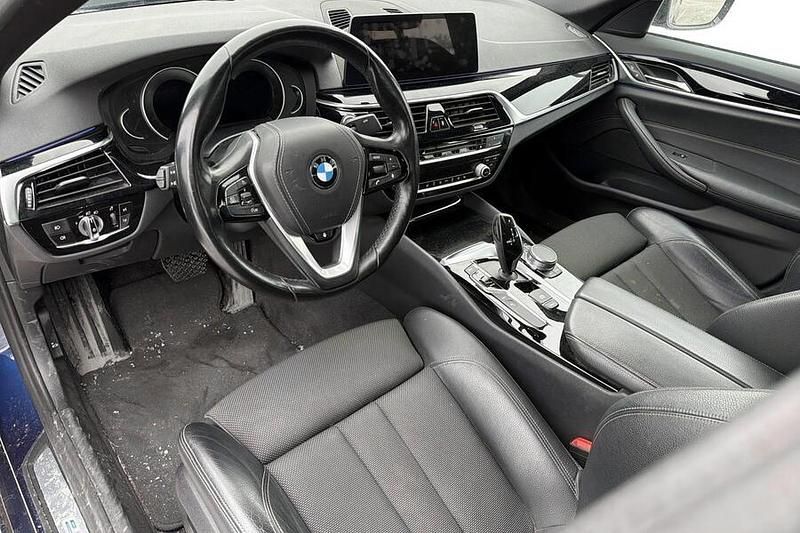 Käytetty BMW 530e Sport Line 252 HP (185 kW) 2018 Sedan