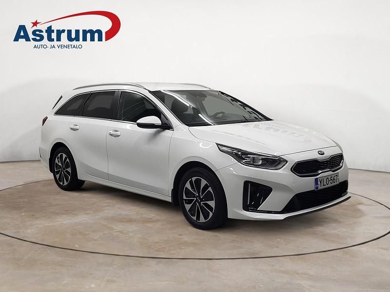 Käytetty Kia Ceed Sportswagon LX 140 HP (102 kW) 2020 Met. musta Farmari