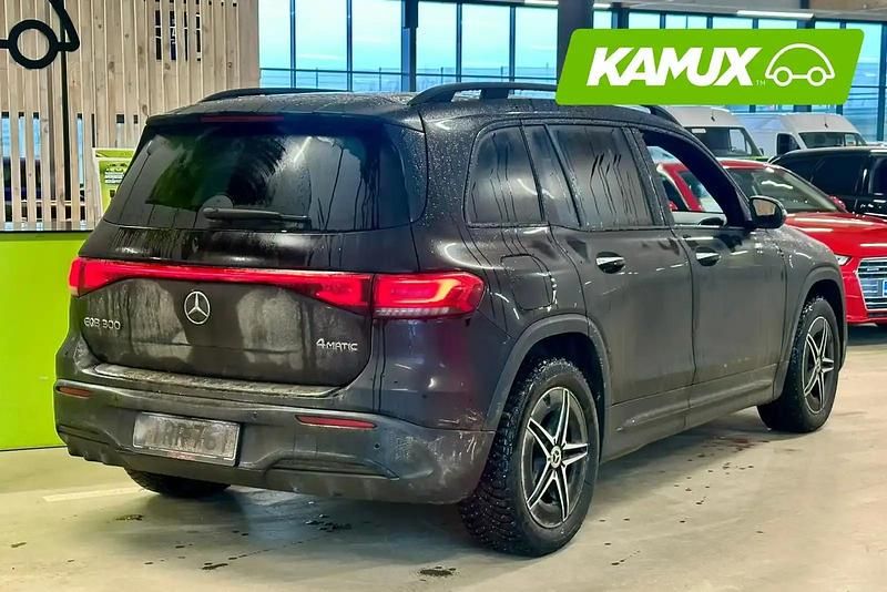 Käytetty Mercedes EQB300 Business 167 kW (228 HP) 2023 Musta Katumaasturi