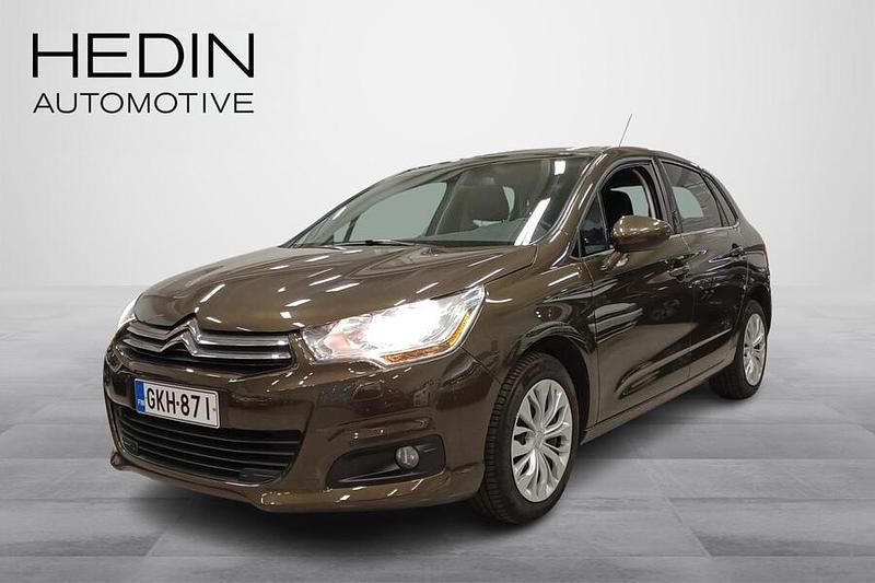 Ruskea Käytetty 2011 Citroën C4 Comfort Viistoperä | 7 490 € (Perustarjous) - Kuva 1/4