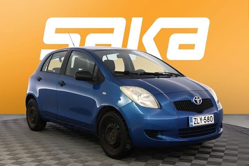 Käytetty Toyota Yaris Sol 69 HP (50 kW) 2007 Viistoperä