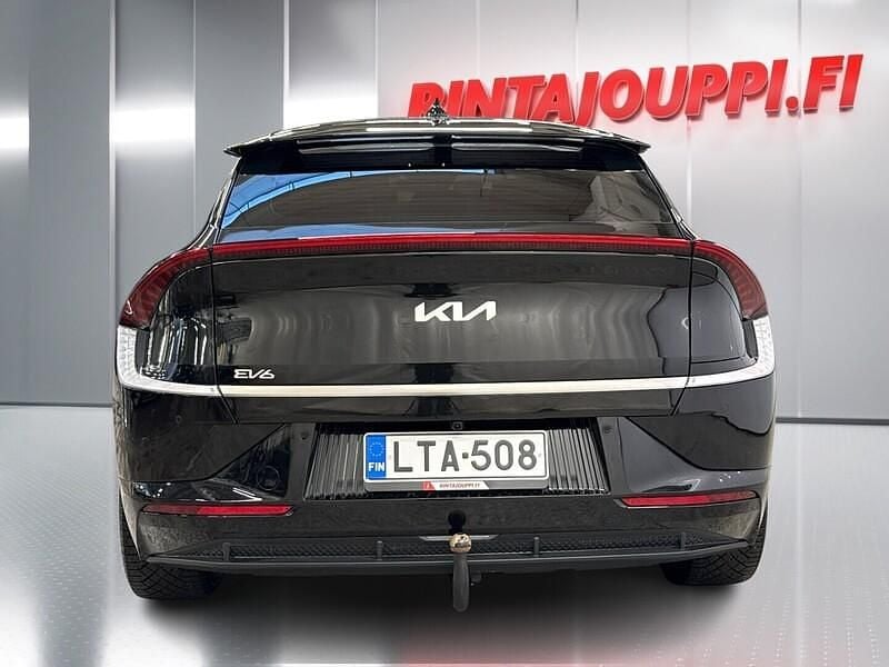 Käytetty Kia EV6 125 kW (170 HP) 2023 Musta Katumaasturi