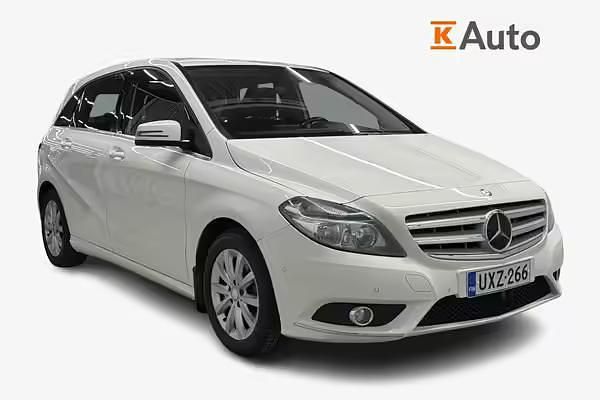 Hopea / harmaa Käytetty 2012 Subaru XV Katumaasturi | 9 690 € - Kuva 1/4