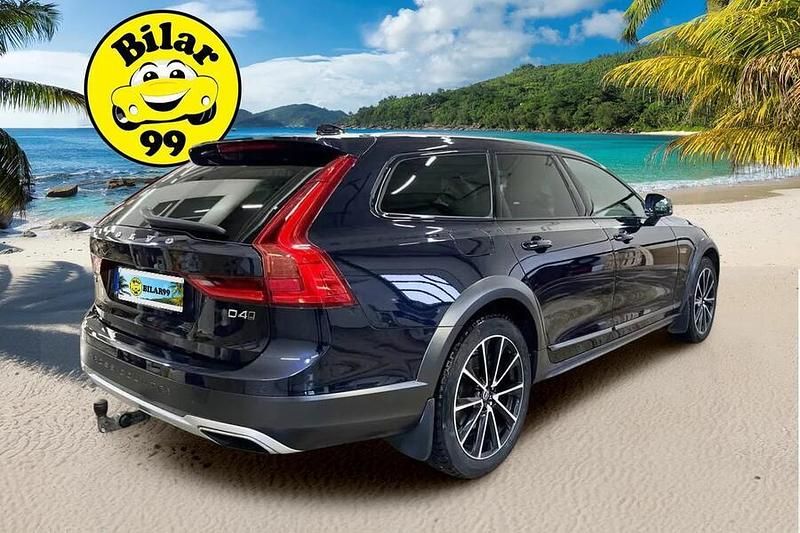 Käytetty Volvo V90 CC Plus 190 HP (139 kW) 2019 Farmari