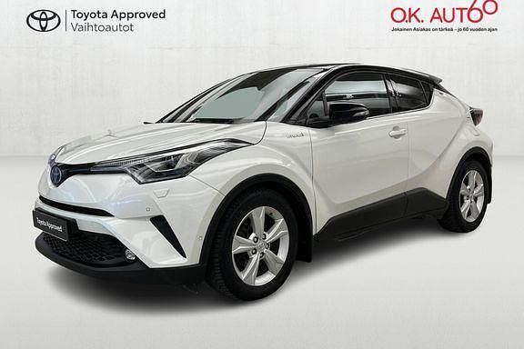 Valkoinen Käytetty 2018 Toyota C-HR Katumaasturi | 17 490 € (Perustarjous) - Kuva 1/4