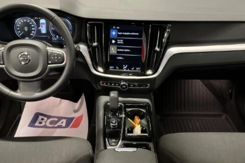 Käytetty Volvo V60 Inscription 350 HP (257 kW) 2022 Farmari