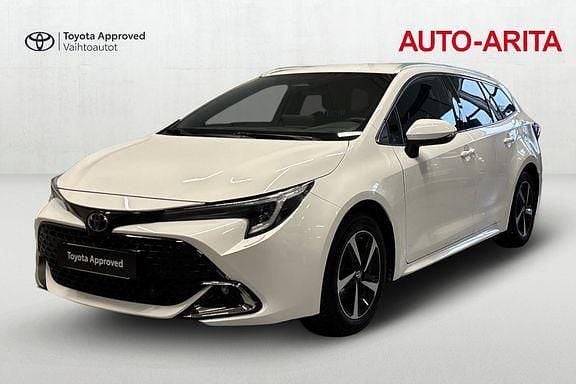 Käytetty Toyota Corolla Edition 196 HP (144 kW) 2023 Valkoinen Farmari