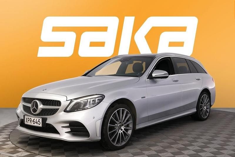 Käytetty Mercedes C300e Business 306 HP (225 kW) 2020 Farmari