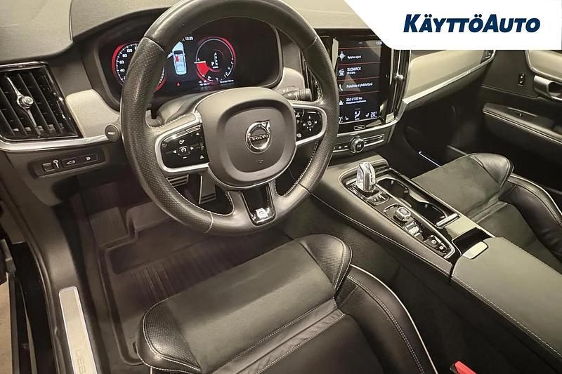 Käytetty Volvo S90 R-Design 320 HP (235 kW) 2018 Musta Sedan