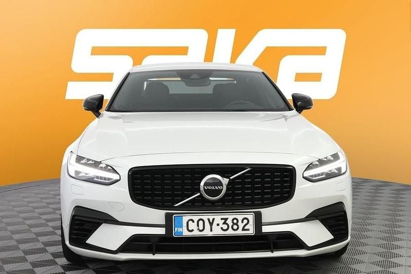 Käytetty Volvo S90 Business Edition 392 HP (288 kW) 2021 Sedan