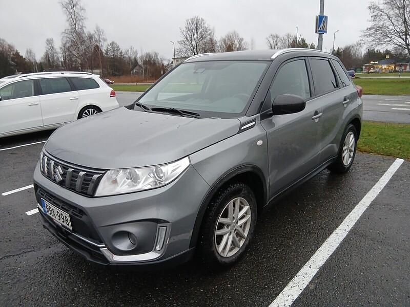 Harmaa Käytetty 2019 Suzuki Vitara GL Viistoperä | 21 480 € (Perustarjous) - Kuva 1/3