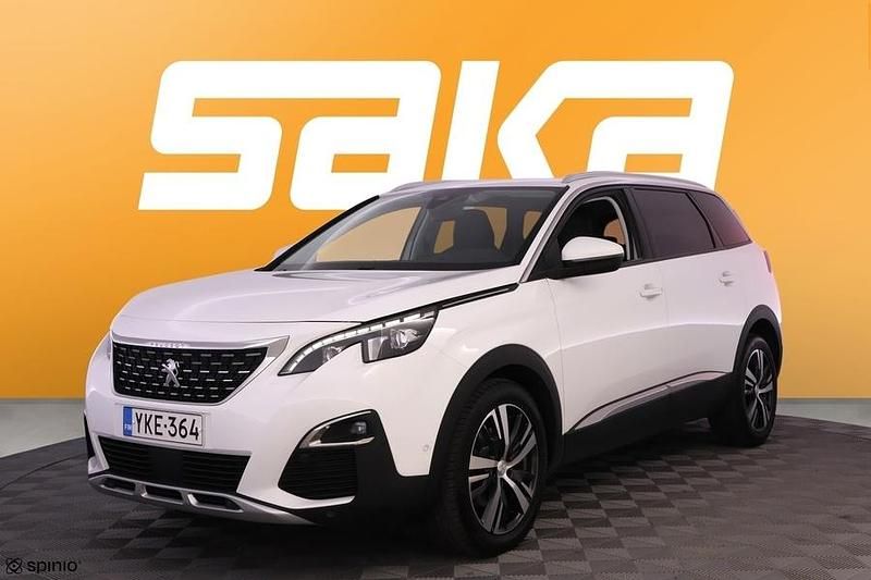 Käytetty Peugeot 5008 Allure 131 HP (96 kW) 2018 Tila-auto