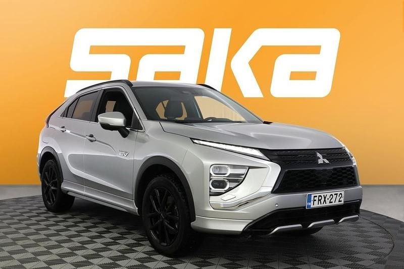 Käytetty Mitsubishi Eclipse Cross 185 HP (136 kW) 2022 Katumaasturi