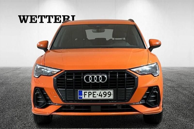 Käytetty Audi Q3 Business 190 HP (139 kW) 2019 Oranssi Katumaasturi