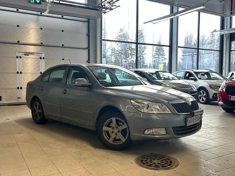 Käytetty 2012 Skoda Octavia Ambiente Viistoperä | 7 680 € (Perustarjous) - Kuva 1/4