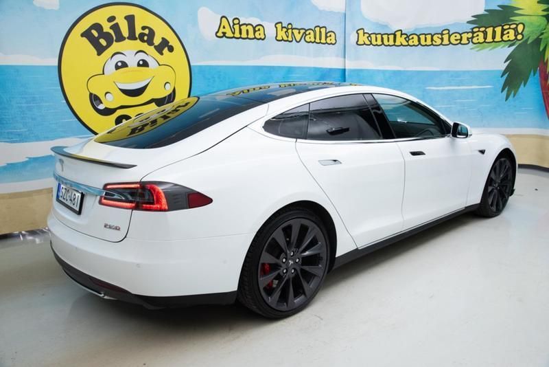 Myyty Tesla Model S P90D Ludicrous . - Myytävänä olevat käytetyt autot