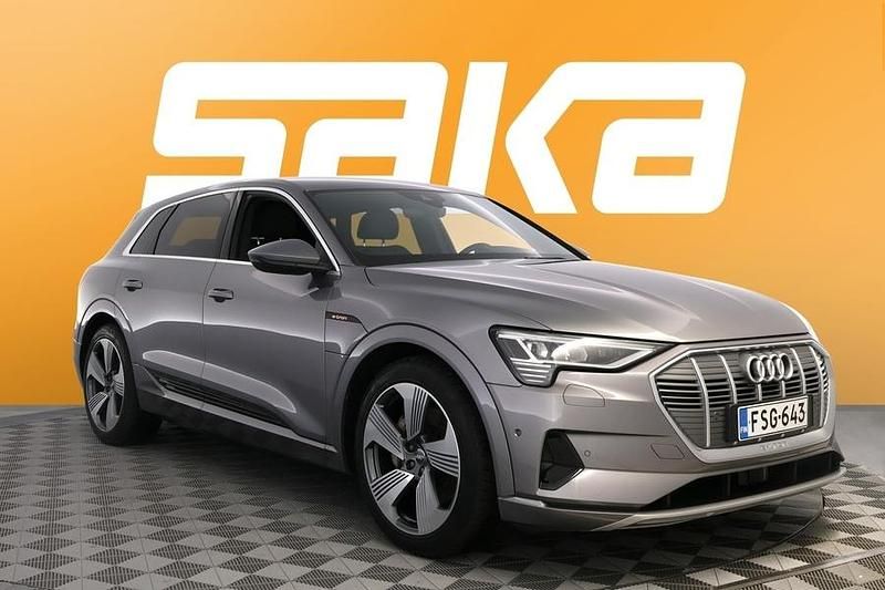 Käytetty 2019 Audi e-tron S-Line Katumaasturi | 26 300 € (Perustarjous) - Kuva 1/3