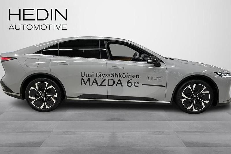 Käytetty Mazda 6e Takumi-Line 189 kW (258 HP) 2025 Harmaa Sedan