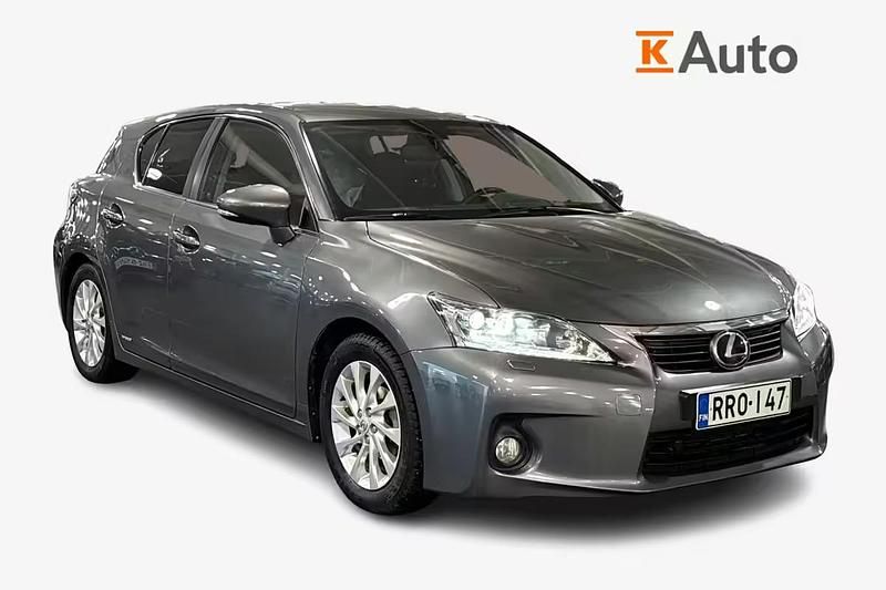 Käytetty Lexus CT200h Executive Line 99 HP (72 kW) 2014 Harmaa Viistoperä