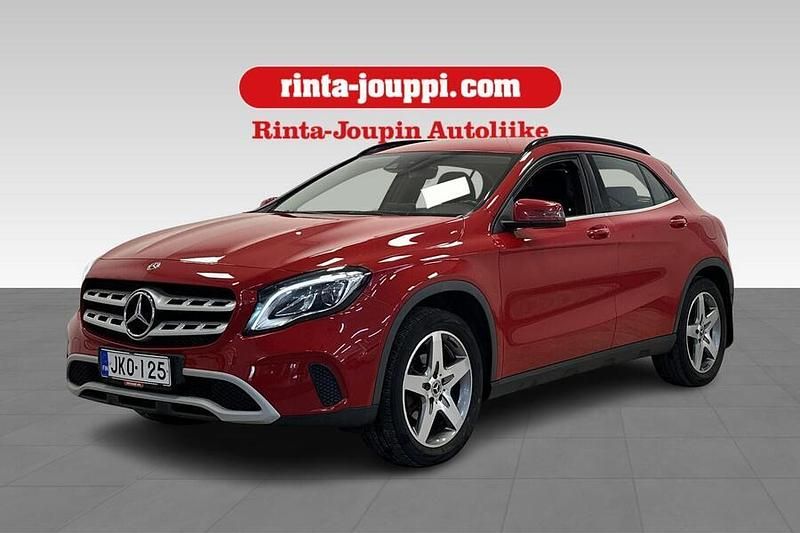 Punainen Käytetty 2017 Mercedes GLA200 Business Katumaasturi | 19 850 € (Perustarjous) - Kuva 1/3