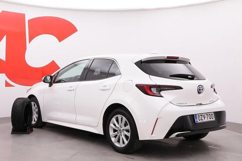 Käytetty Toyota Corolla Edition 140 HP (102 kW) 2023 040 Viistoperä