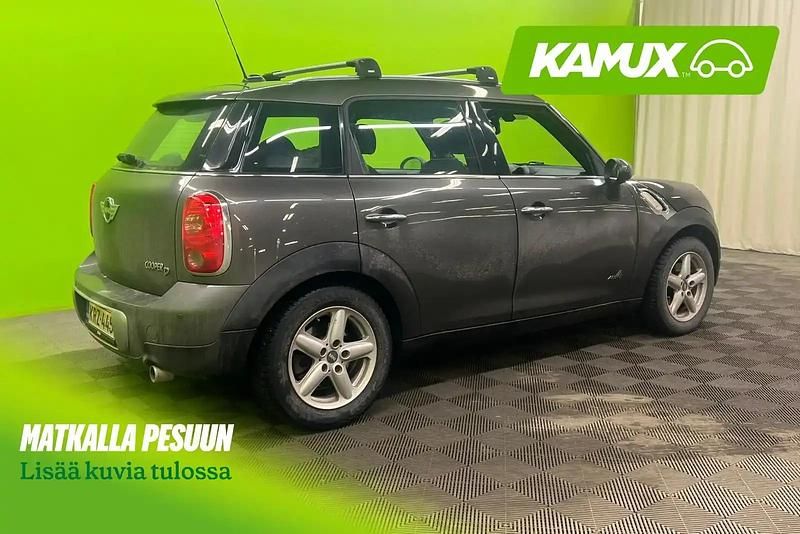 Käytetty Mini Cooper D Countryman 111 HP (81 kW) 2011 Hopea / harmaa Katumaasturi