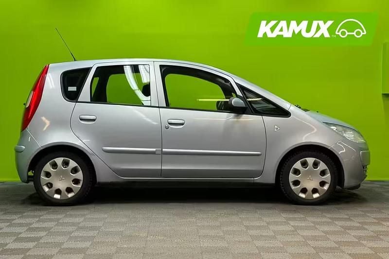 Käytetty Mitsubishi Colt 95 HP (69 kW) 2006 Sininen Viistoperä