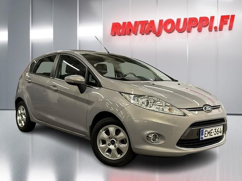 Harmaa Käytetty 2012 Ford Fiesta Titanium Viistoperä | 7 680 € (Perustarjous) - Kuva 1/4