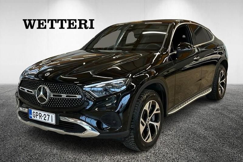 Käytetty Mercedes GLC300e Avantgarde 313 HP (230 kW) 2023 Coupe - kaksiovinen