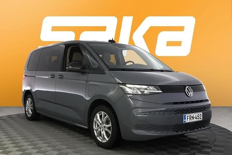 Käytetty VW Multivan Life 218 HP (160 kW) 2023 Van
